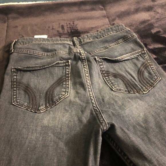 Women’s hollister jeans - Picture 4 of 8
